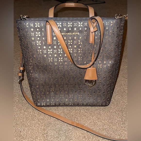 Michael Michael Kors Signature Hayley Brown North South Tote - Picture 1 of 5